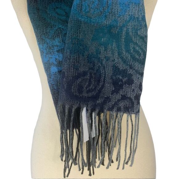 Steve Madden Blue Ombré Paisley Muffler Scarf OS - Picture 4 of 6